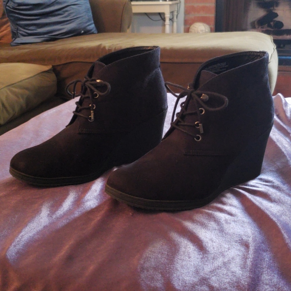 Merona: Wedge Lace Up Booties